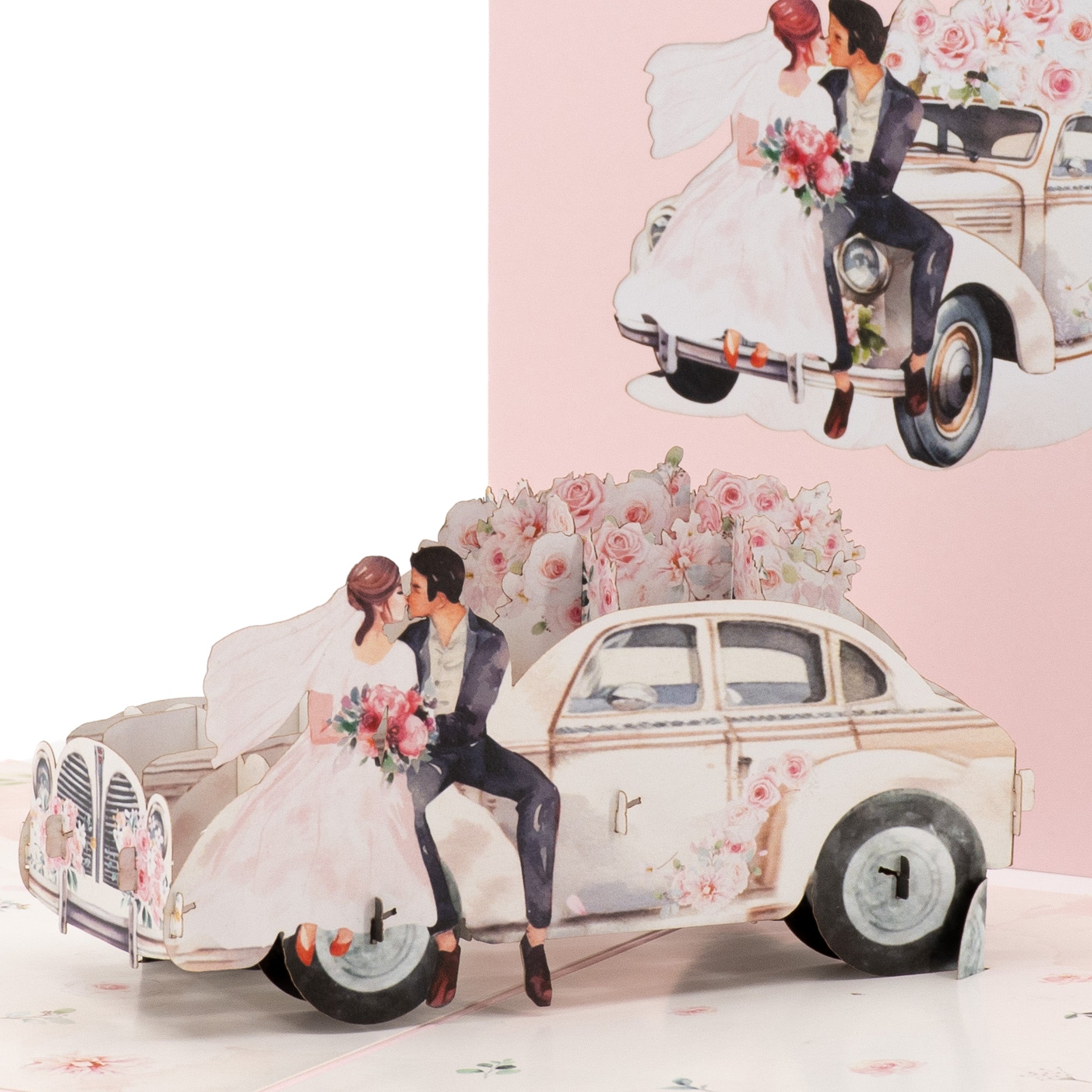 Just Married 3D pop-up card close-up: bride and groom kissing on a vintage wedding car with roses, everpop